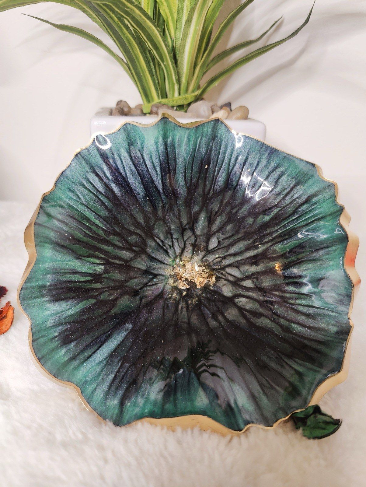 Petal Trinket Dish — Emerald Night, view 1